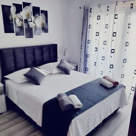 Apartman Lucy Apartment Хвар Екстериор снимка