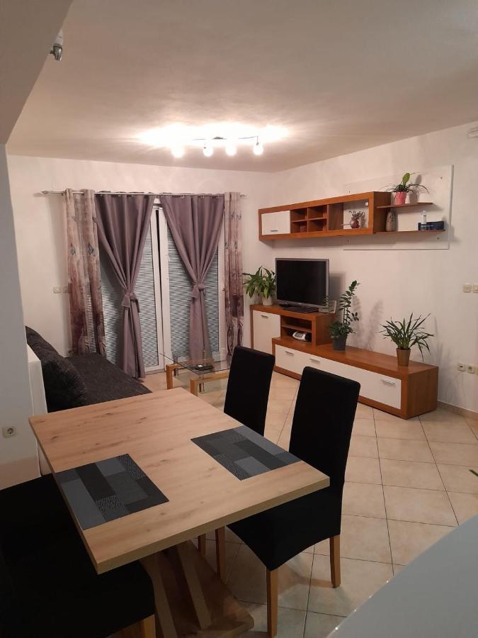 Apartman Lucy Apartment Хвар Екстериор снимка