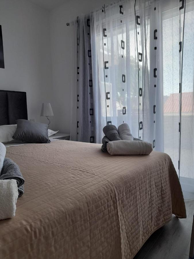 Apartman Lucy Apartment Хвар Екстериор снимка