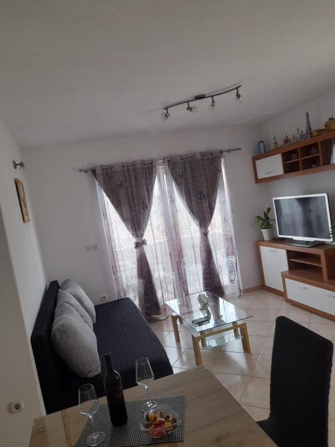 Apartman Lucy Apartment Хвар Екстериор снимка